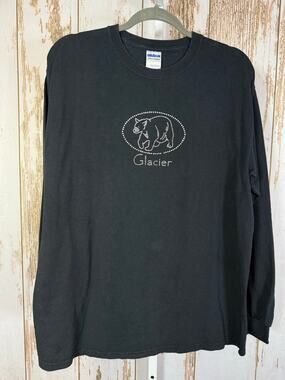 Gildan Black Long Sleeve Shirt. Glitzy Glacier Bear Design. Size Large.
